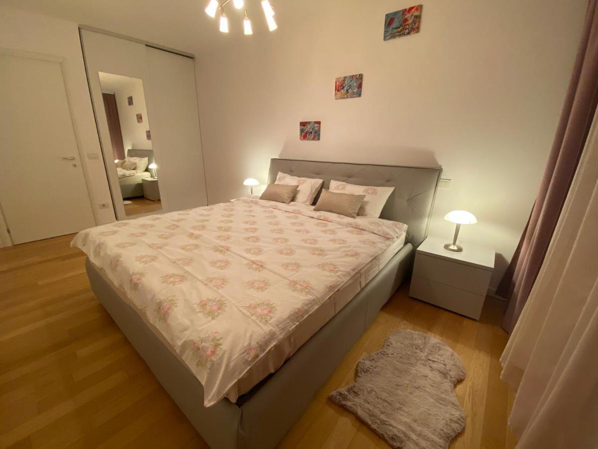 Central Apartment Тимишоара Екстериор снимка