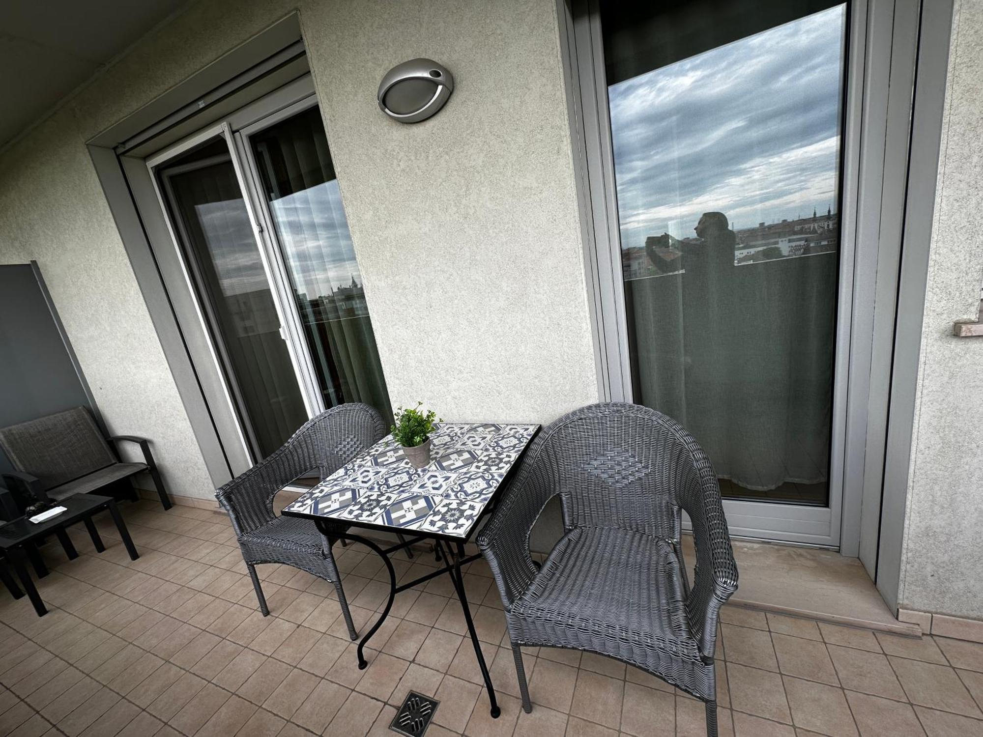 Central Apartment Тимишоара Екстериор снимка